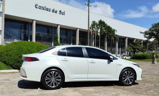 TOYOTA COROLLA 1.8 VVT-I HYBRID FLEX ALTIS PREMIUM CVT